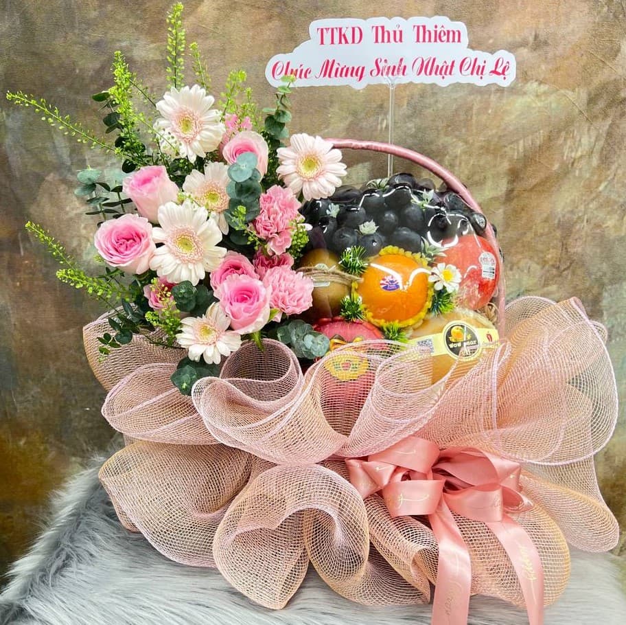 Giỏ quà hoa và trái cây của EdenGift
